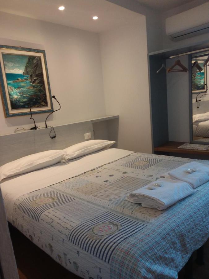 Rina Rooms เวอนาซซา ภายนอก รูปภาพ