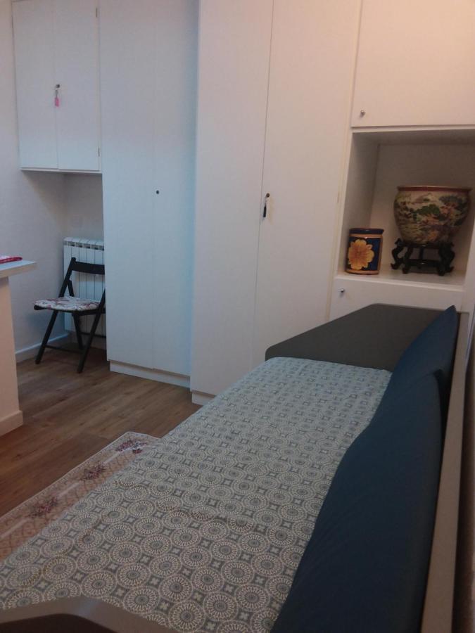 Rina Rooms เวอนาซซา ภายนอก รูปภาพ